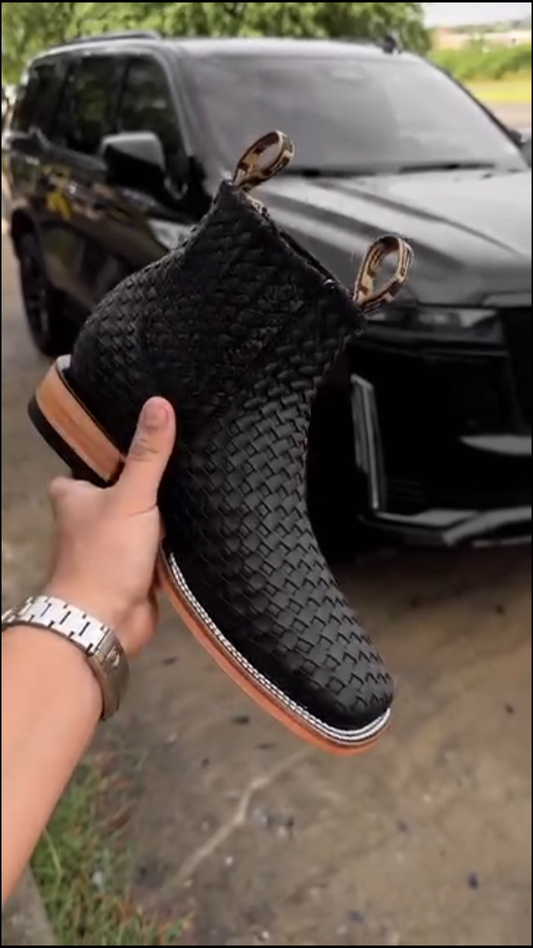 Men's Vintage Hand-Woven Deerskin Boots