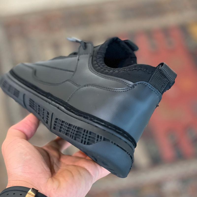 Soft-soled Leather Men's Sports Casual Shoes