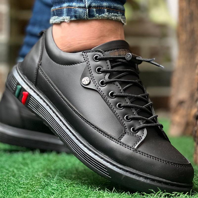 Men's Soft Sole Lace-up Leather Casual Shoes