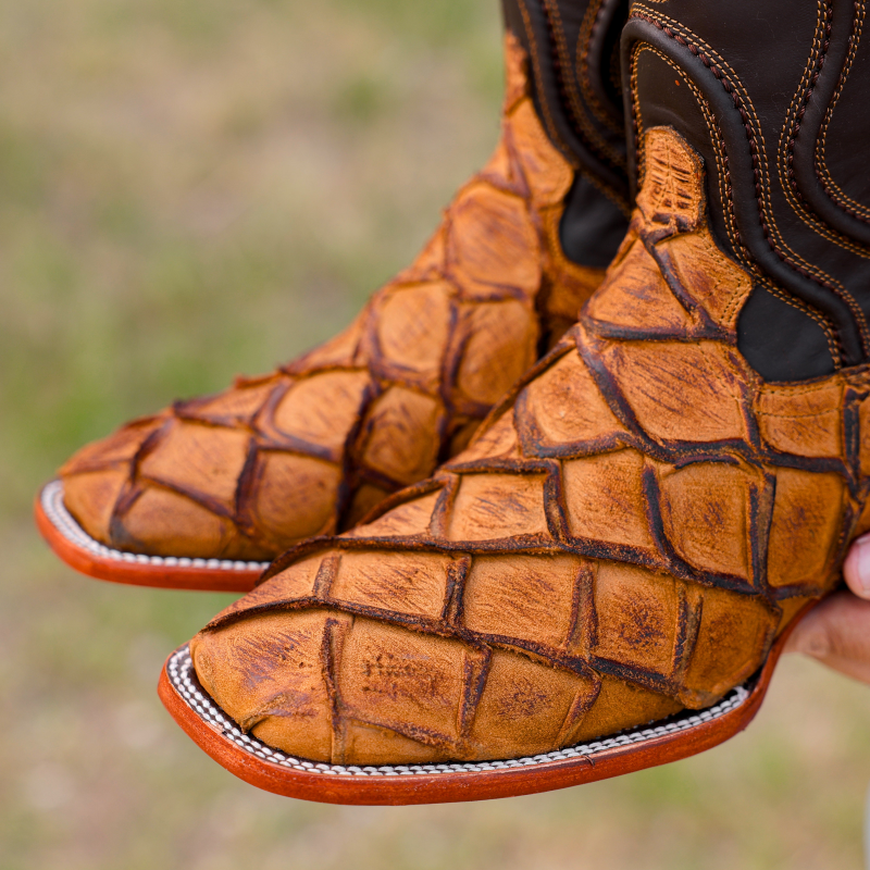 Artisan Rustic Matte Piraroucu Boots