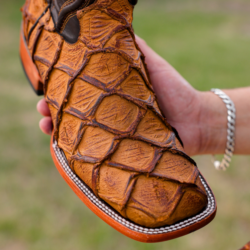 Artisan Rustic Matte Piraroucu Boots